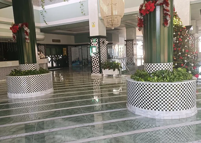 Club Paraiso Апартаменты *