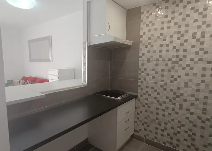 Club Paraiso 阿德耶